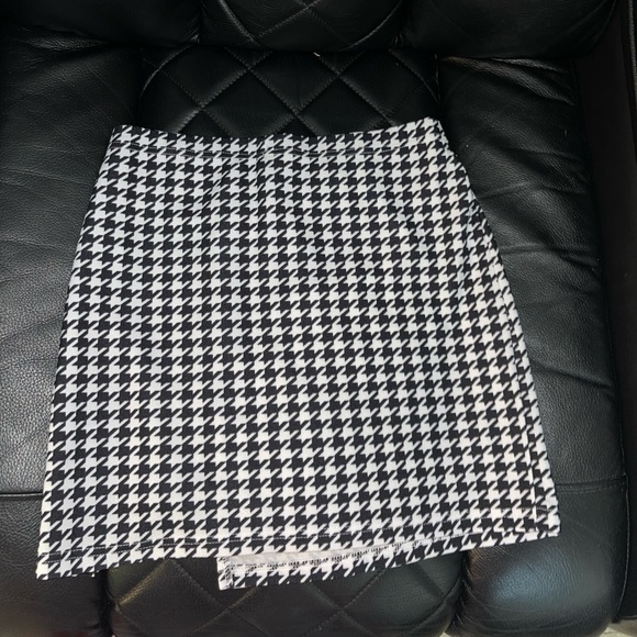 SHEIN size medium - Picture 2 of 3